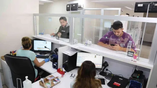 Büyükşehir indirim yaptı, öğrenciler yoğun ilgi gösterdi