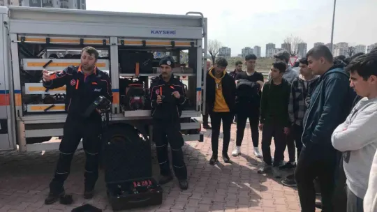 KAYMEK Değer Gençlik'te 'Afet Bilinci ve İlk 72 Saat' Semineri