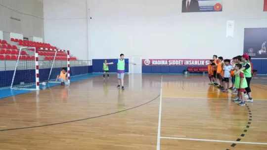 Büyükşehir KAYMEK'ten eğlence dolu yaz okulu etkinlikleri