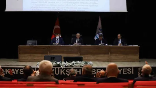 Büyükşehir Meclisi 2021'in son toplantısı gerçekleştirdi