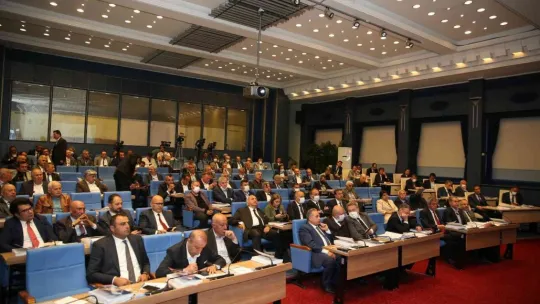 Büyükşehir meclisi 2021 yılı faaliyet raporunu onayladı