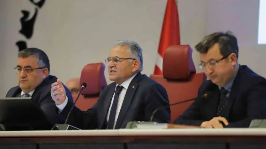 Büyükşehir meclisi 2021 yılı faaliyet raporunu onayladı