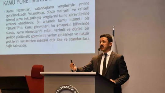 Büyükşehir personeline 'Etik Davranış İlkeleri' eğitimi