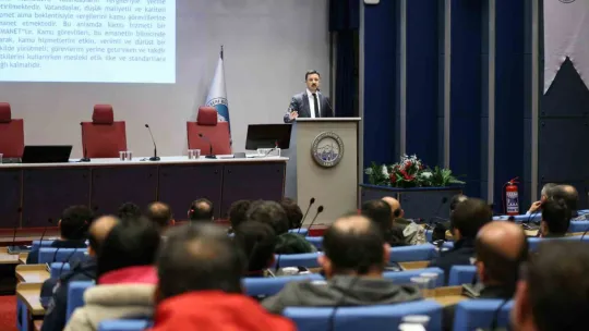 Büyükşehir personeline 'Etik Davranış İlkeleri' eğitimi