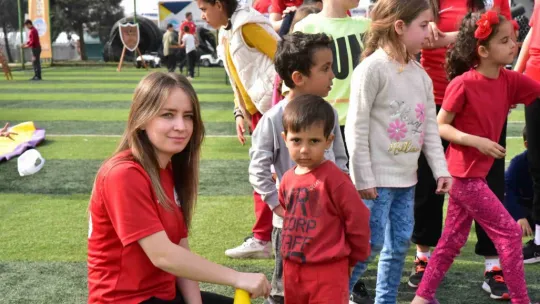 Büyükşehir Spor A.Ş.'den depremzede çocuklara 'spor terapisi'