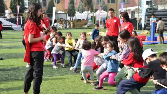 Büyükşehir Spor A.Ş.'den depremzede çocuklara 'spor terapisi'