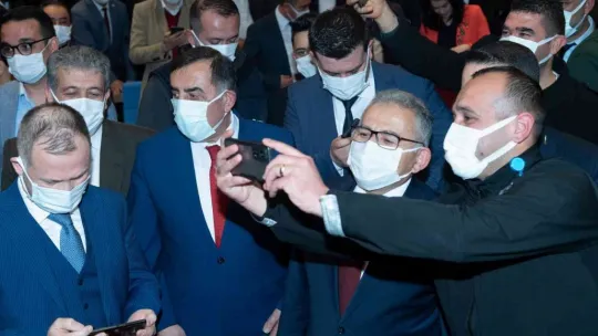 Büyükşehirde toplu iş sözleşmesi imzalandı