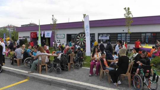 Büyükşehirden engelsiz bahar şenliği