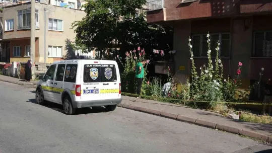 Çiçek toplarken fenalaşan yaşlı kadın yaşamını yitirdi