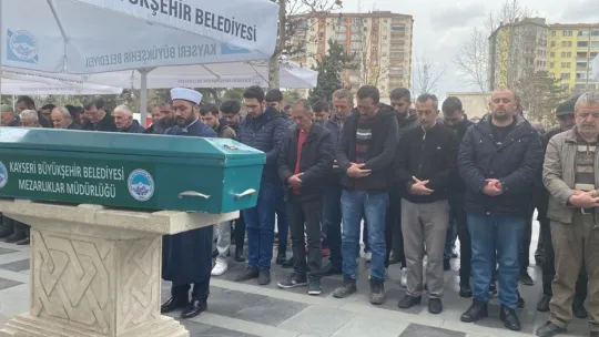Yolcuların öldürdüğü taksi şoförü toprağa verildi