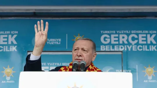 Cumhurbaşkanı Erdoğan: 'Kamu bankalarımız emeklilerin komisyon ödemesini 8 bin TL ile 12 bin TL olarak belirledi'
