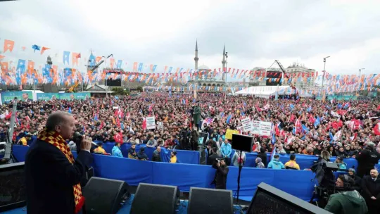Cumhurbaşkanı Erdoğan: 'Kamu bankalarımız emeklilerin komisyon ödemesini 8 bin TL ile 12 bin TL olarak belirledi'
