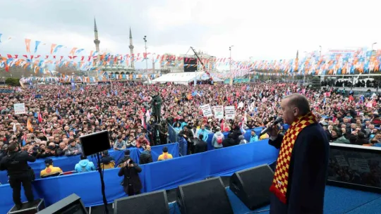 Cumhurbaşkanı Erdoğan: 'Kamu bankalarımız emeklilerin komisyon ödemesini 8 bin TL ile 12 bin TL olarak belirledi'