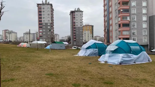 Deprem korkusu çadıra talebi arttırdı