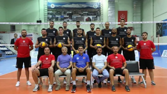 Develi Belediyespor sezonu açtı