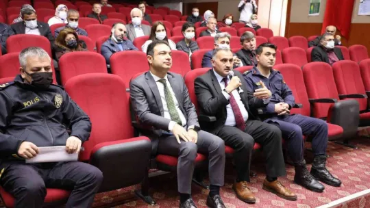 Develi'de 'Ben Olsaydım' temalı Bağımlılıkla Mücadele Çalıştayı