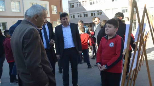 Develi'de Filistin için 'İyilik Manavı' açıldı