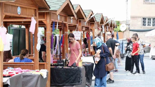 El emeği ürünlerin Talas'taki merkezi 'maharetli eller'