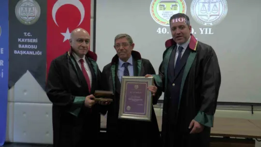 Emektar avukatlar ödüllendirildi