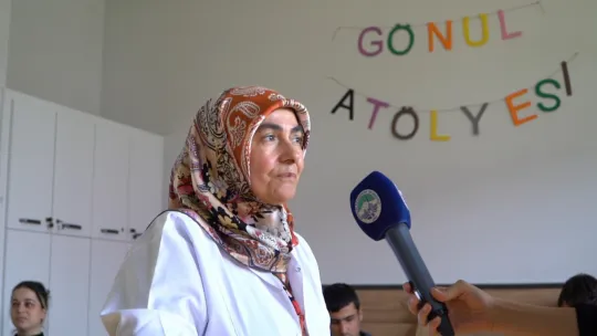 Engelleri ortadan kaldıran büyükşehir, Gönül Atölyesi'nde sevgi üretiyor