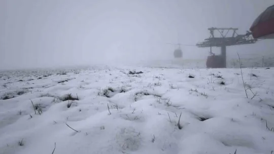 Erciyes'e Mayıs ayında kar yağdı