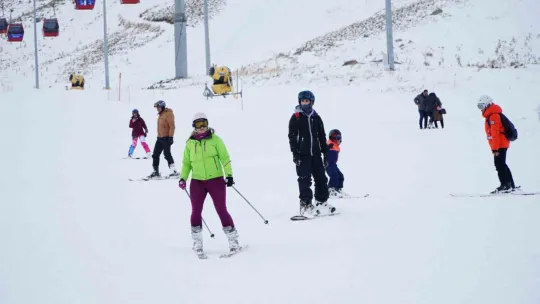 Erciyes'e sömestirde turist akını