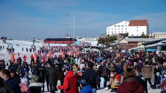 Erciyes hafta sonunda 30 bin turist ağırladı