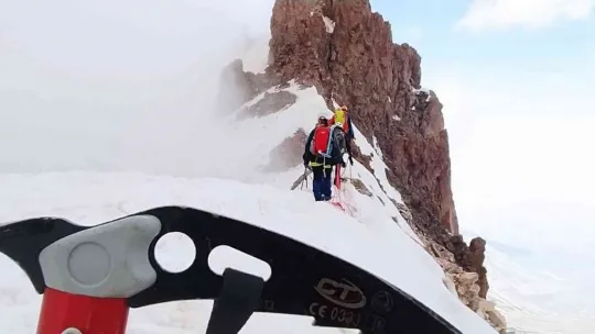 Erciyes Kuzey Buzul Zirve Tırmanışı başarıyla gerçekleştirildi