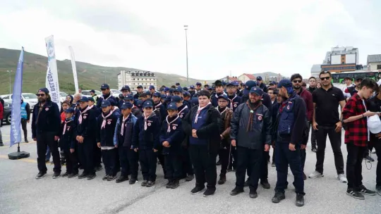 Erciyes'te 5 Ton Çöp Toplandı