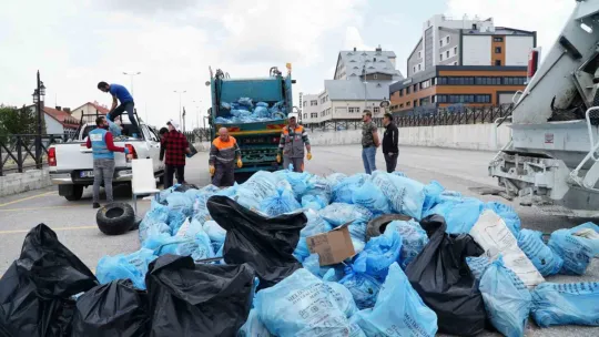 Erciyes'te 5 Ton Çöp Toplandı