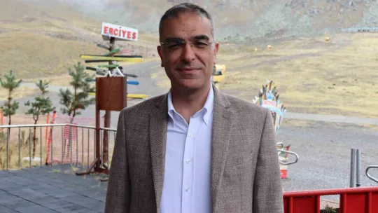 Erciyes'in 24 kilometrelik halatı santim santim kontrol ediyor
