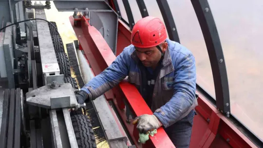 Erciyes'in 24 kilometrelik halatı santim santim kontrol ediyor