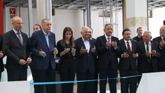 Erdoğan: '2022 Temmuz ayından itibaren uygulanacak asgari ücreti 5 bin 500 olarak belirledik. Yılbaşında bu tabloyu yeniden değerlendireceğiz'