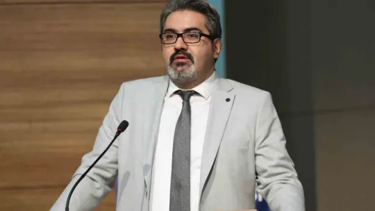 ERÜ Adalet MYO'da 12. dönem mezuniyet sevinci