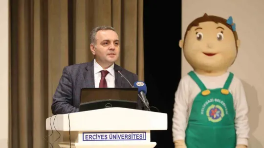 ERÜ'de '30 Mart Sıfır Atık Günü' etkinliği düzenlendi