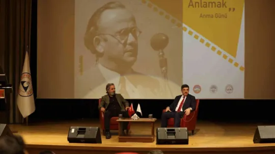 ERÜ'de 'Tevfik İleri'yi Anlamak' Programı düzenlendi