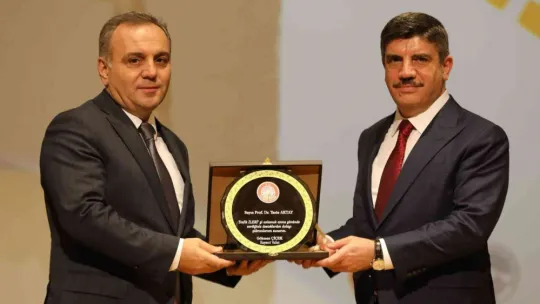 ERÜ'de 'Tevfik İleri'yi Anlamak' Programı düzenlendi