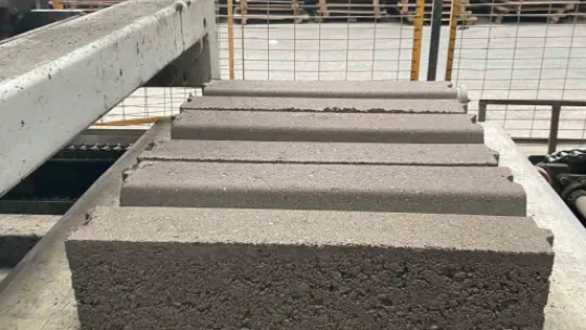 ERÜ ile AGÜ Öğretim Üyeleri, Çimentosuz Yapı Malzemesi Üretti