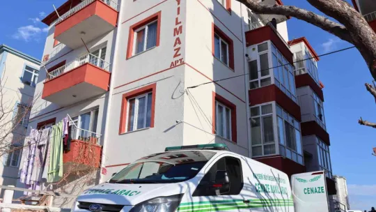 Eşi ve üvey kızının boğazını kesen şahsa ceza yağdı