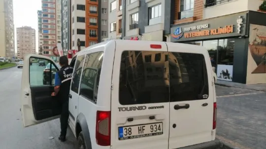 Eski eşini bıçaklayıp 'diğer sefer seni öldüreceğim' diyen sanığa 13 yıl 6 ay hapis cezası