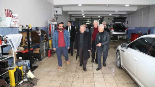 Esnaf dostu Başkan Büyükkılıç, sanayi esnafını ziyaret etti