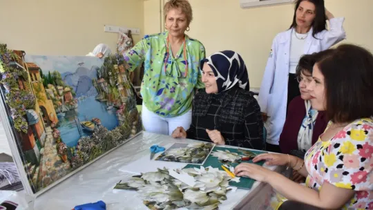 Fatma Çolakbayrakdar: 'Kocasinan akademi kocaman bir aile'