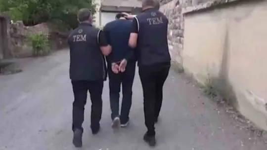 FETÖ'de 'gaybubet' olarak faaliyet yürüten şahıslara operasyon: 5 gözaltı