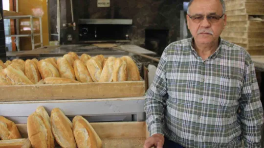 Ucuz ekmek satan fırıncıya dava