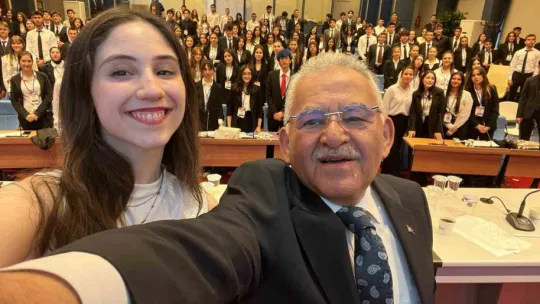 Memduh Başkandan, öğrencilere TBMM gezisi sözü verdi