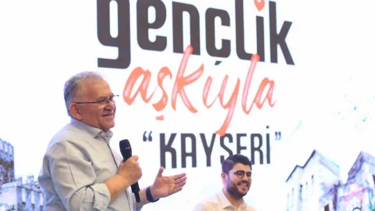 Gençler sordu, Başkan Büyükkılıç cevapladı