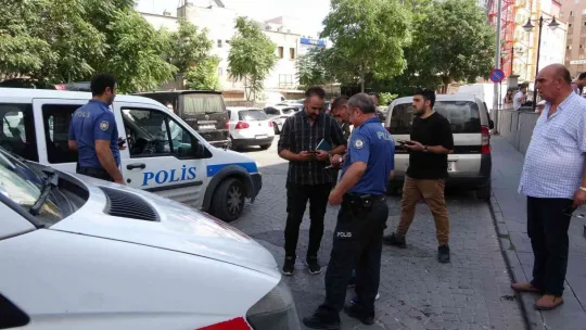 Günün kahramanı: Canı pahasına şiddet gören kadını kurtardı