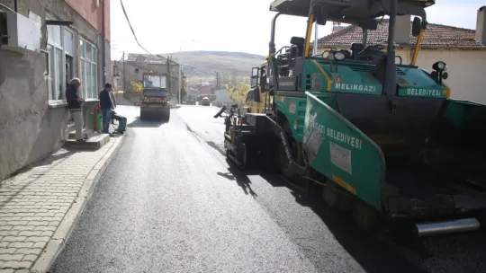 Gürpınar Mahallesi'nde hummalı çalışmalar devam ediyor