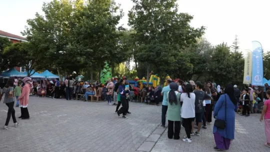 Gürpınar Sakinleri 'Mahalle Buluşması'nda Bir Araya Geldi