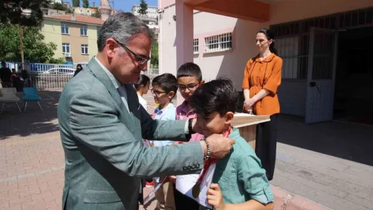 Hacılar'da karne heyecanı